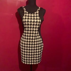 Retro Black & Cream Sheath dress